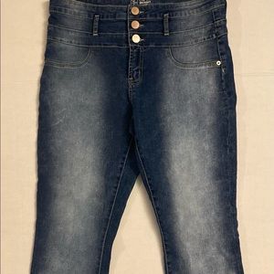 No Boundaries Casual Mid Rise Skinny Jeans